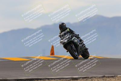 media/Sep-11-2022-SoCal Trackdays (Sun) [[81b7e951af]]/Turn 9 (930am)/